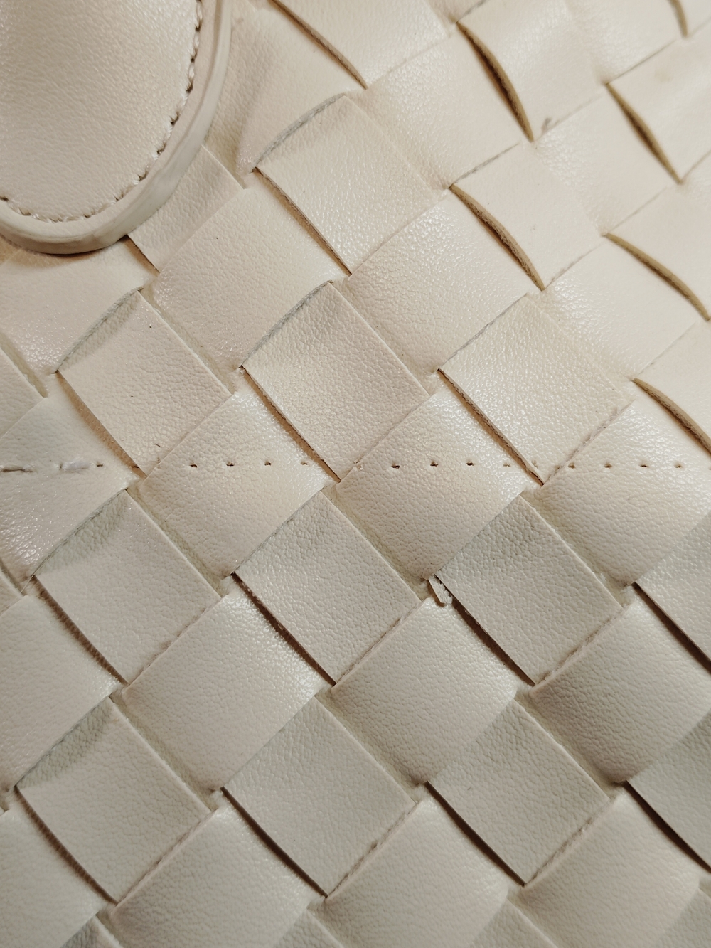 Rhonda-Urban Expressions Cream Woven Satchel - Picture 5 of 8